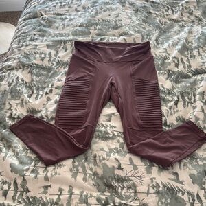 Burgundy Ribbed Leggings